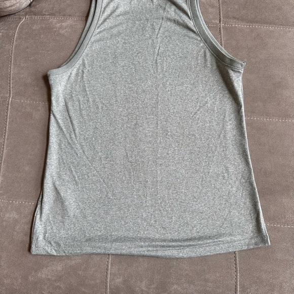Nike Gray Tank Top - Picture 4 of 7